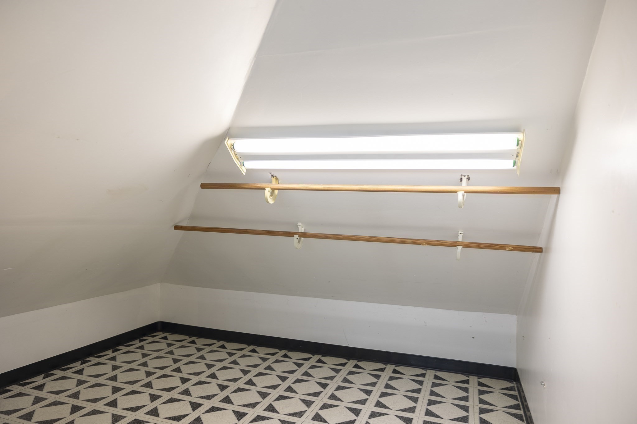 581 South Street # 2 Property Photo 39