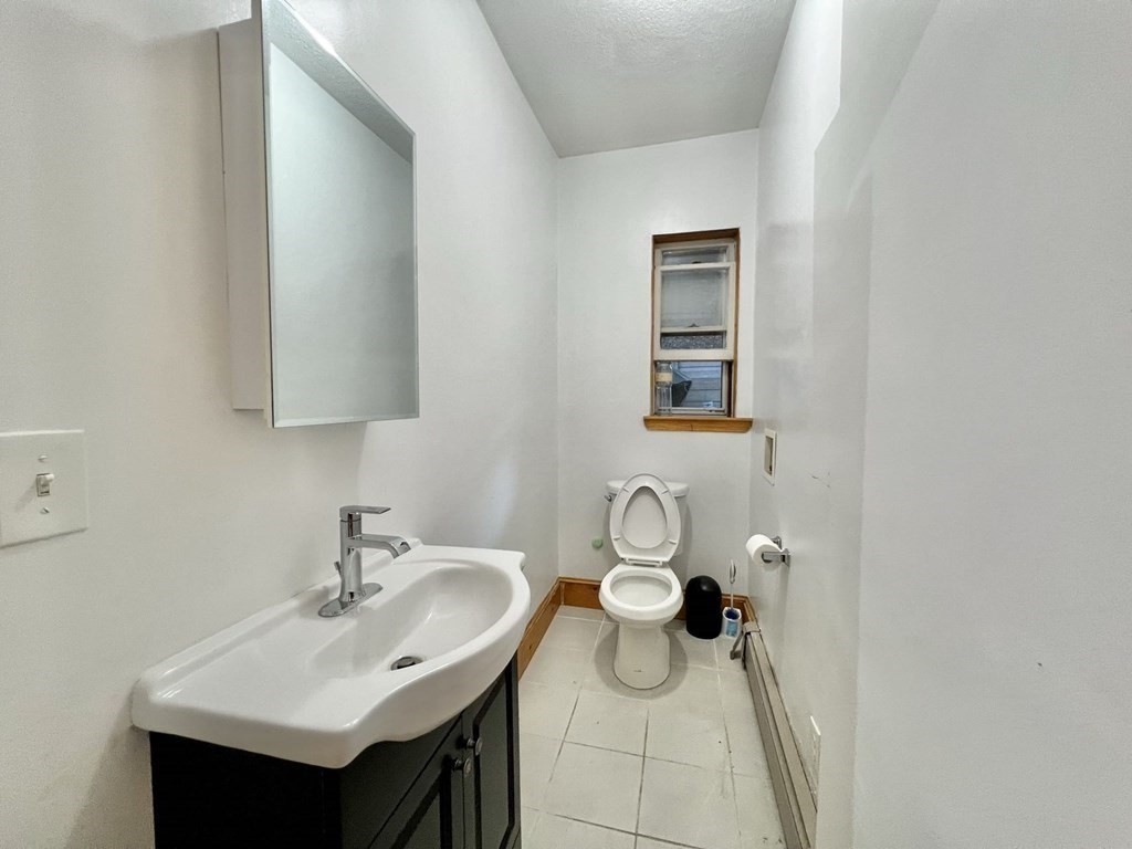 558 Washington St # 1 Property Photo 10