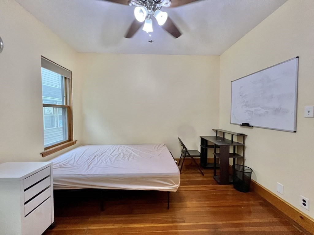 558 Washington St # 1 Property Photo 13