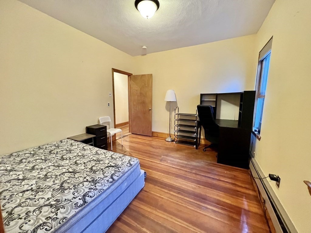 558 Washington St # 1 Property Photo 17