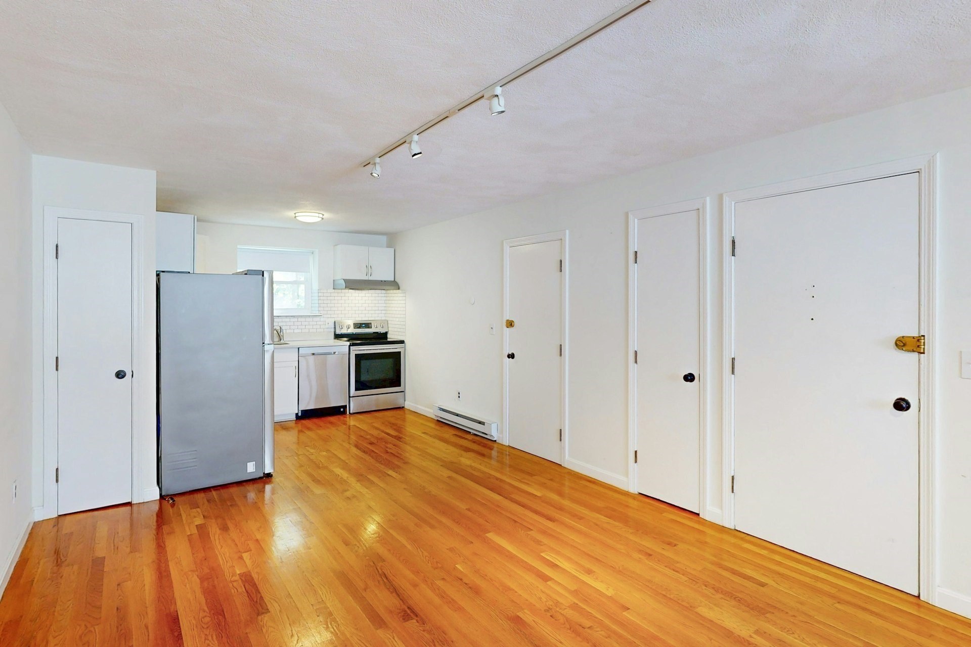 104 Trowbridge St # 4 Property Photo 6