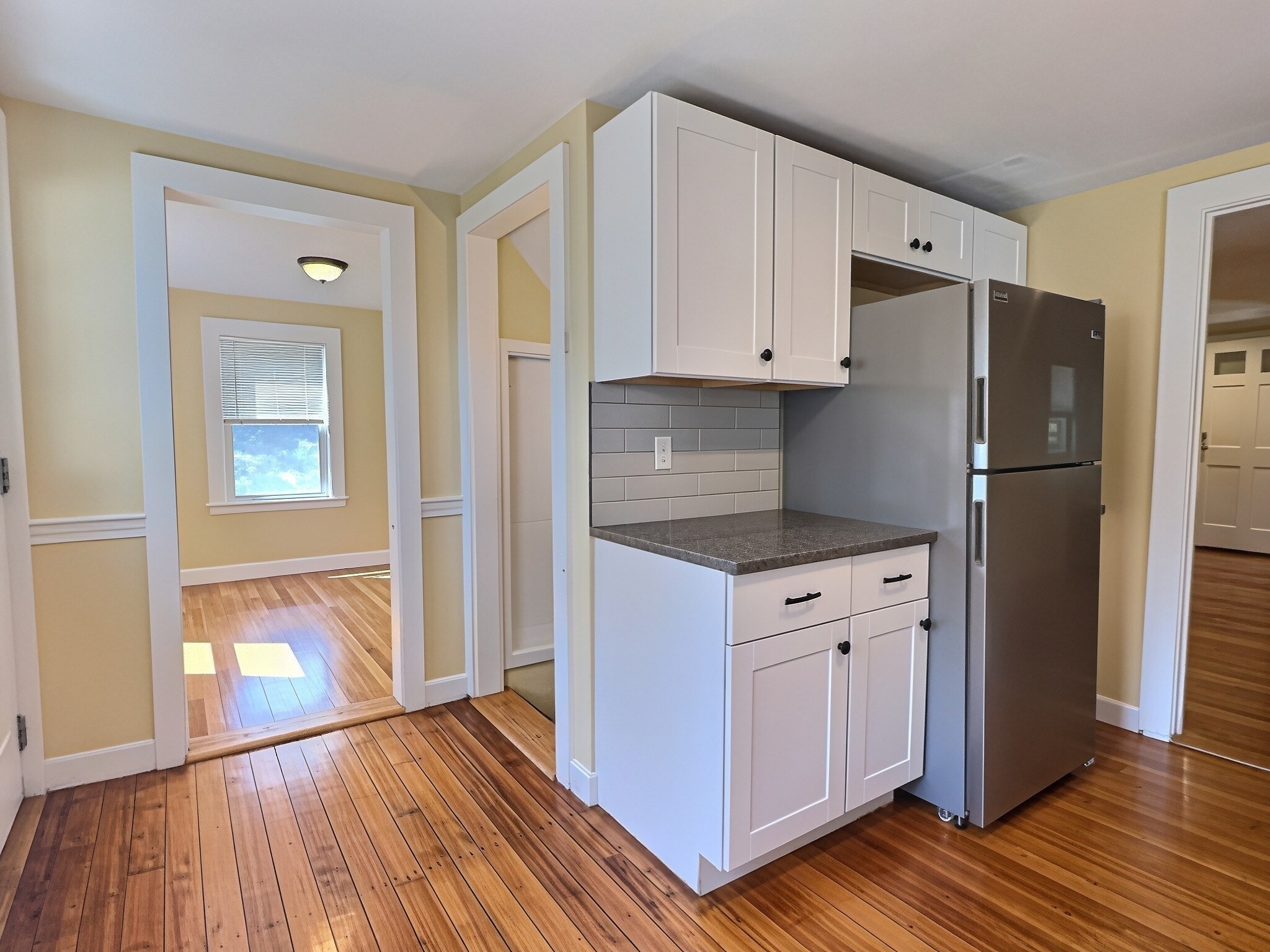 53 Davis Ave # 53 Property Photo 5