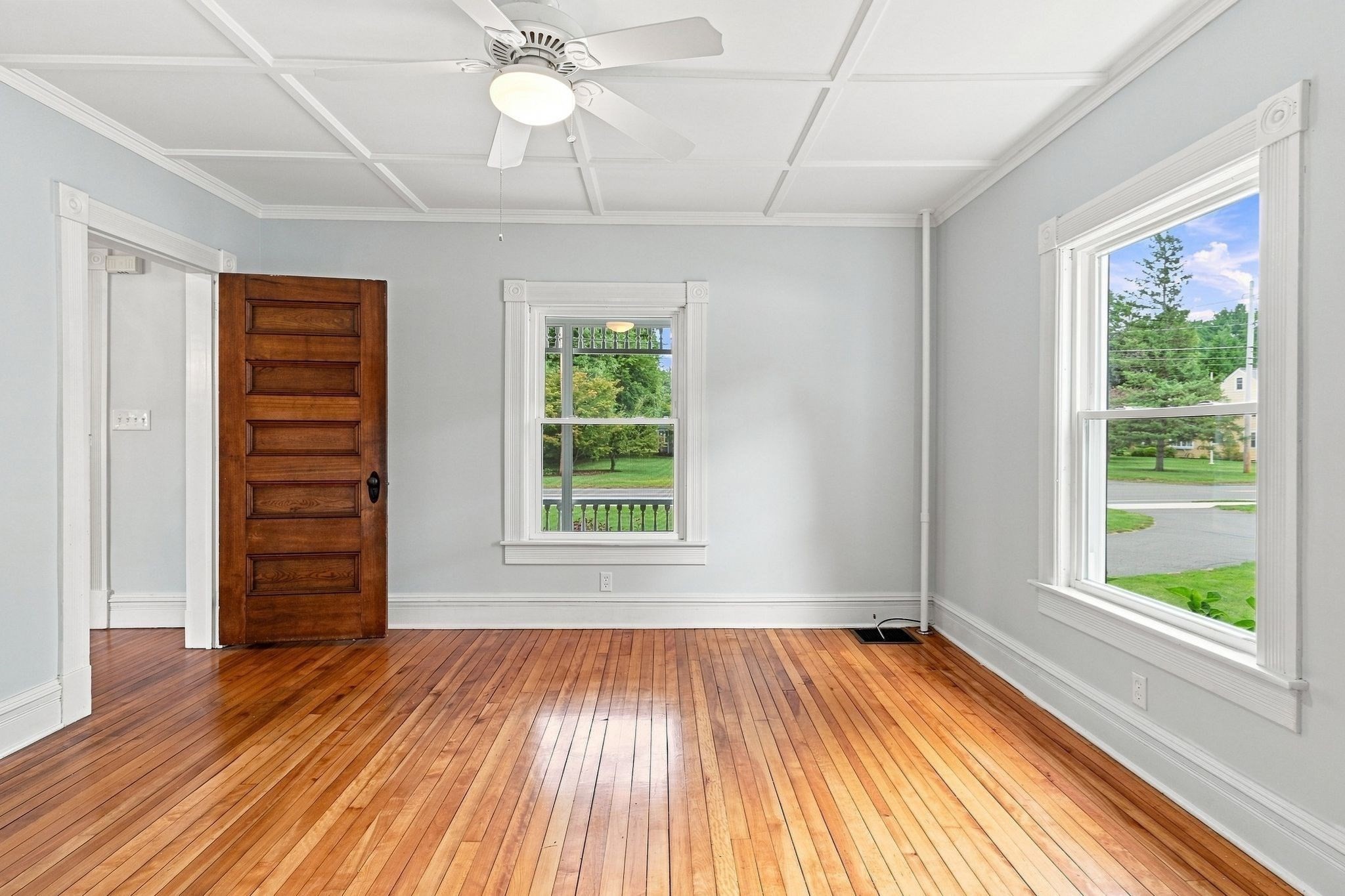 182 Granville Road Property Photo 12