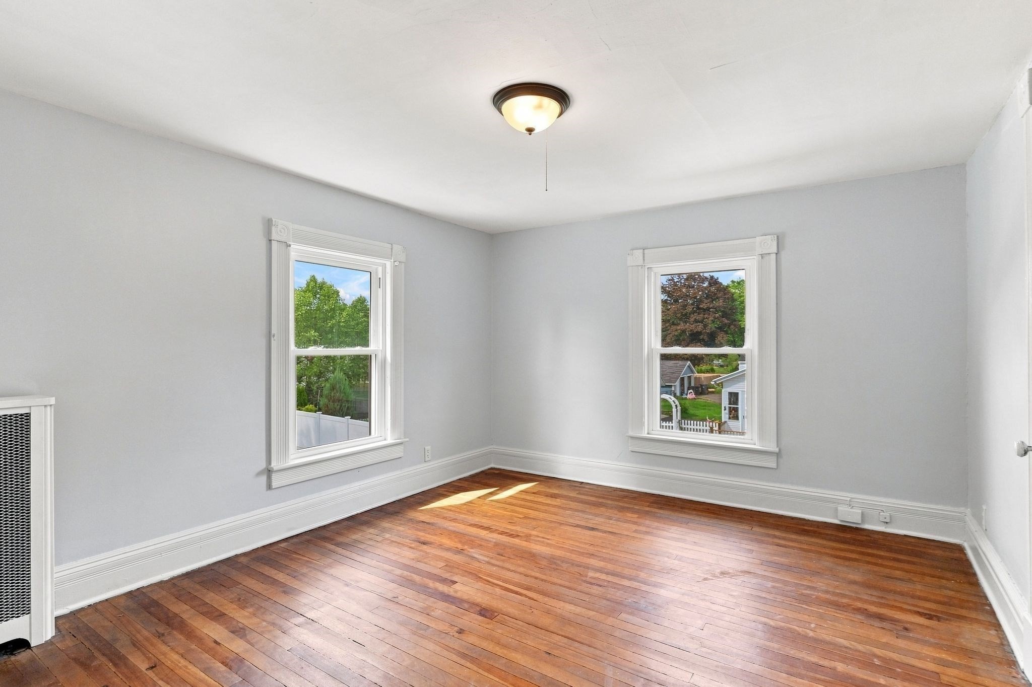 182 Granville Road Property Photo 21