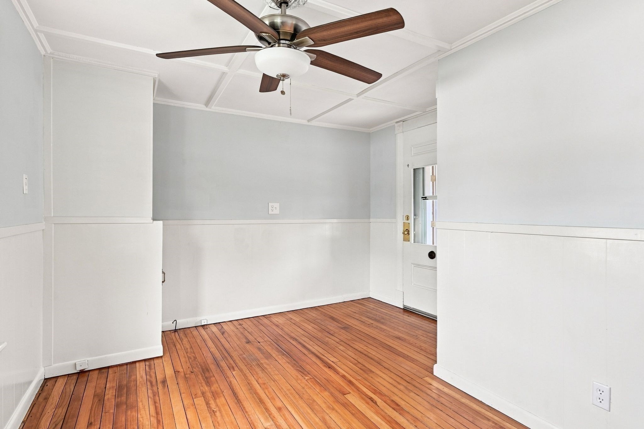182 Granville Road Property Photo 30