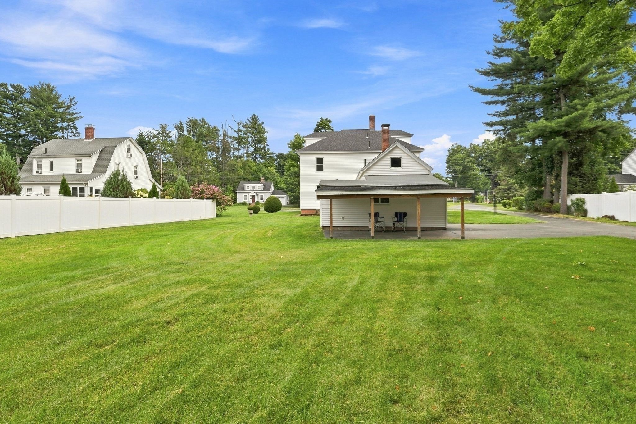 182 Granville Road Property Photo 39