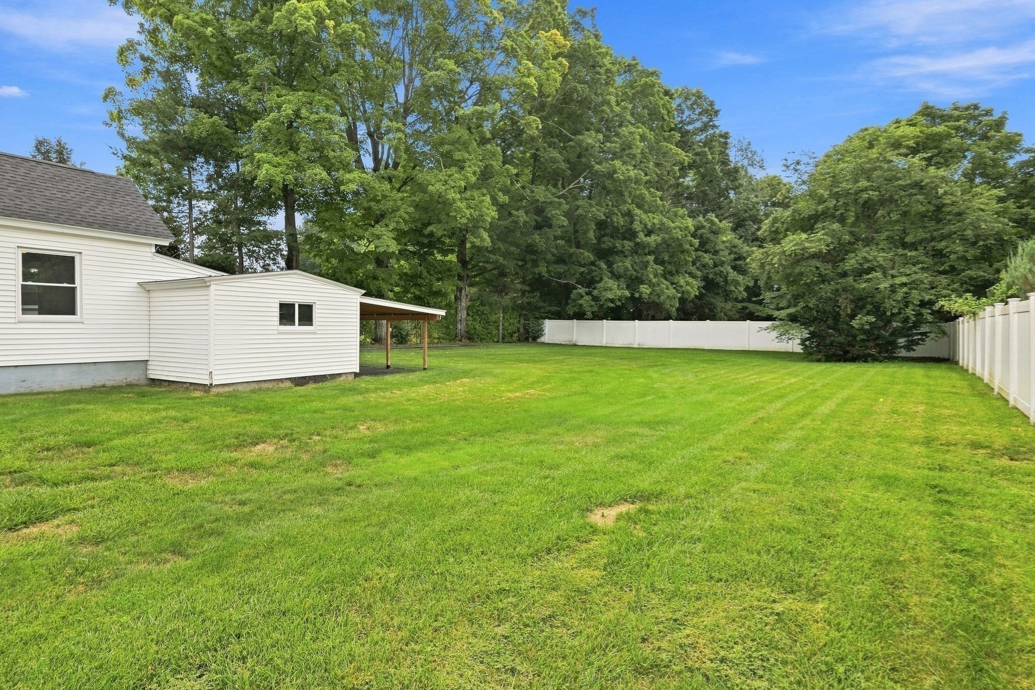 182 Granville Road Property Photo 40
