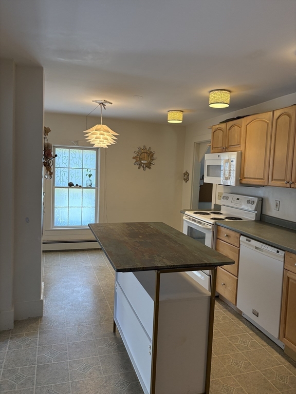 16 Highland St Property Photo 8