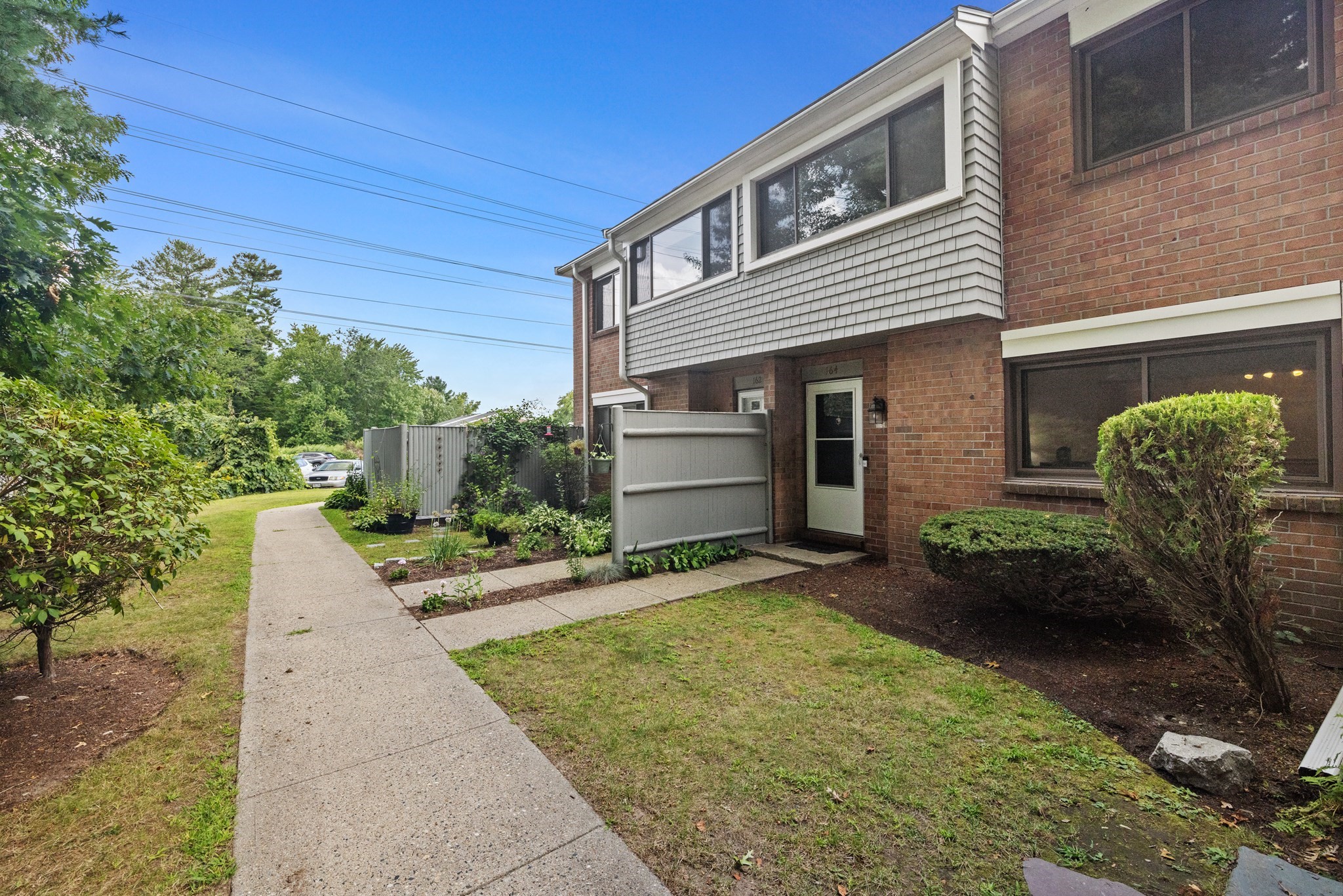164 Greenbrook Dr # 164 Property Photo 3
