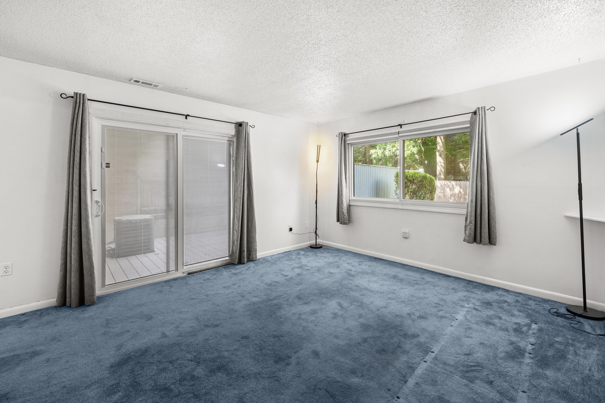 164 Greenbrook Dr # 164 Property Photo 6