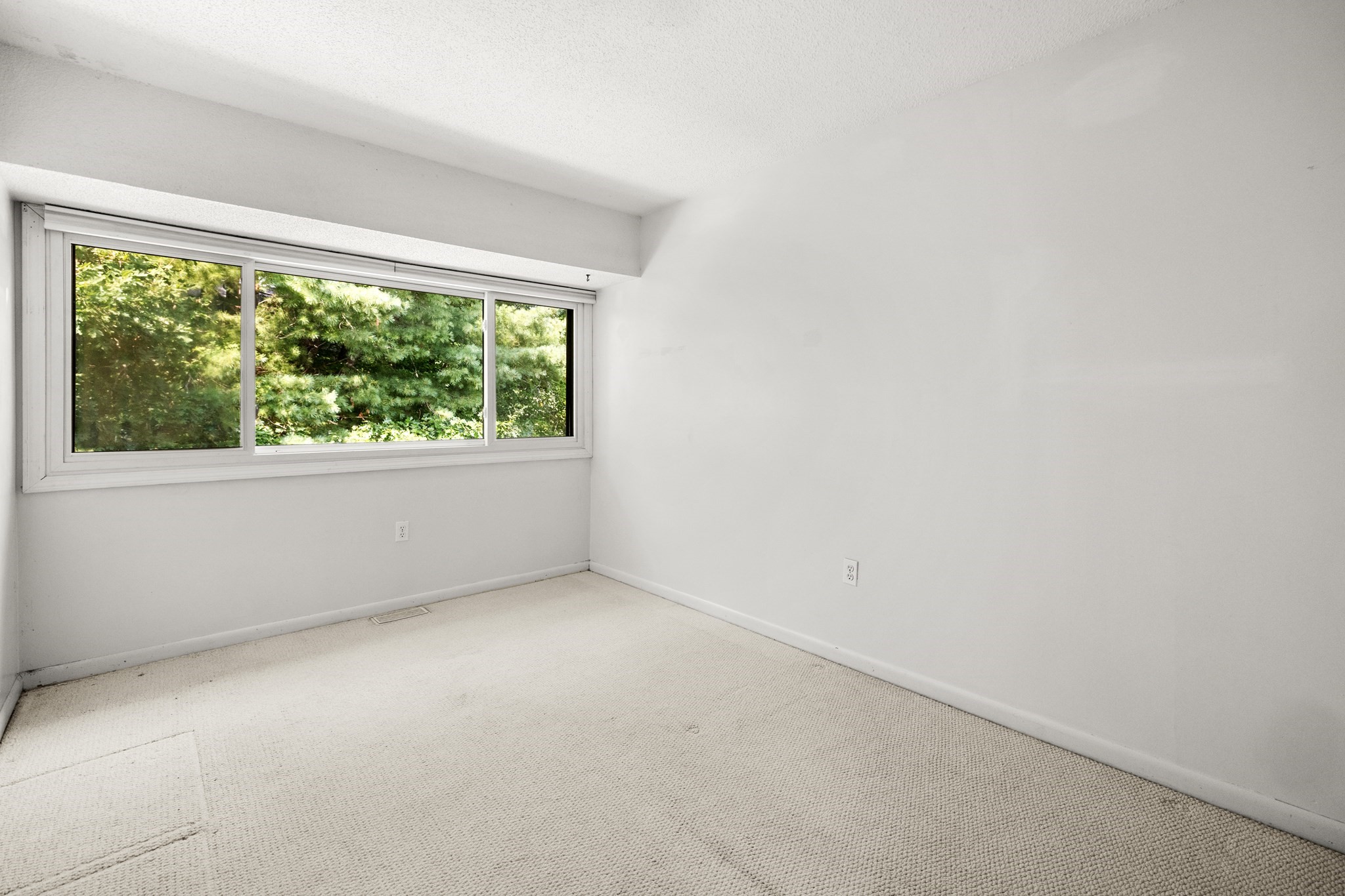 164 Greenbrook Dr # 164 Property Photo 17