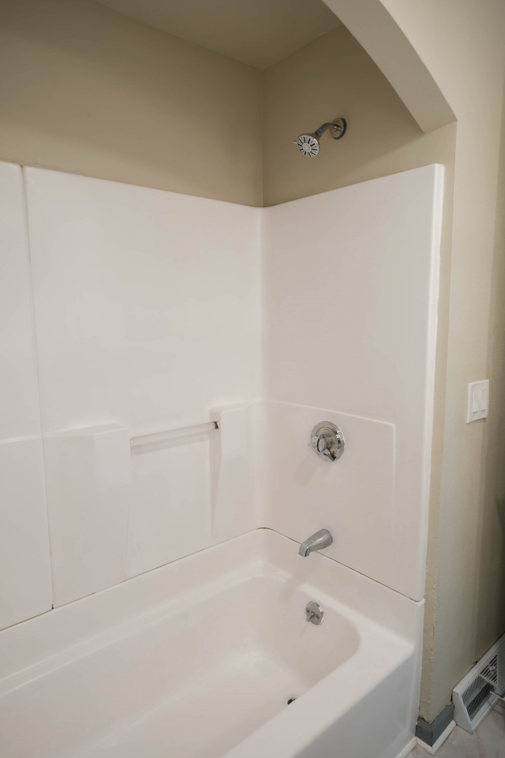 109 Powell Ave Property Photo 16