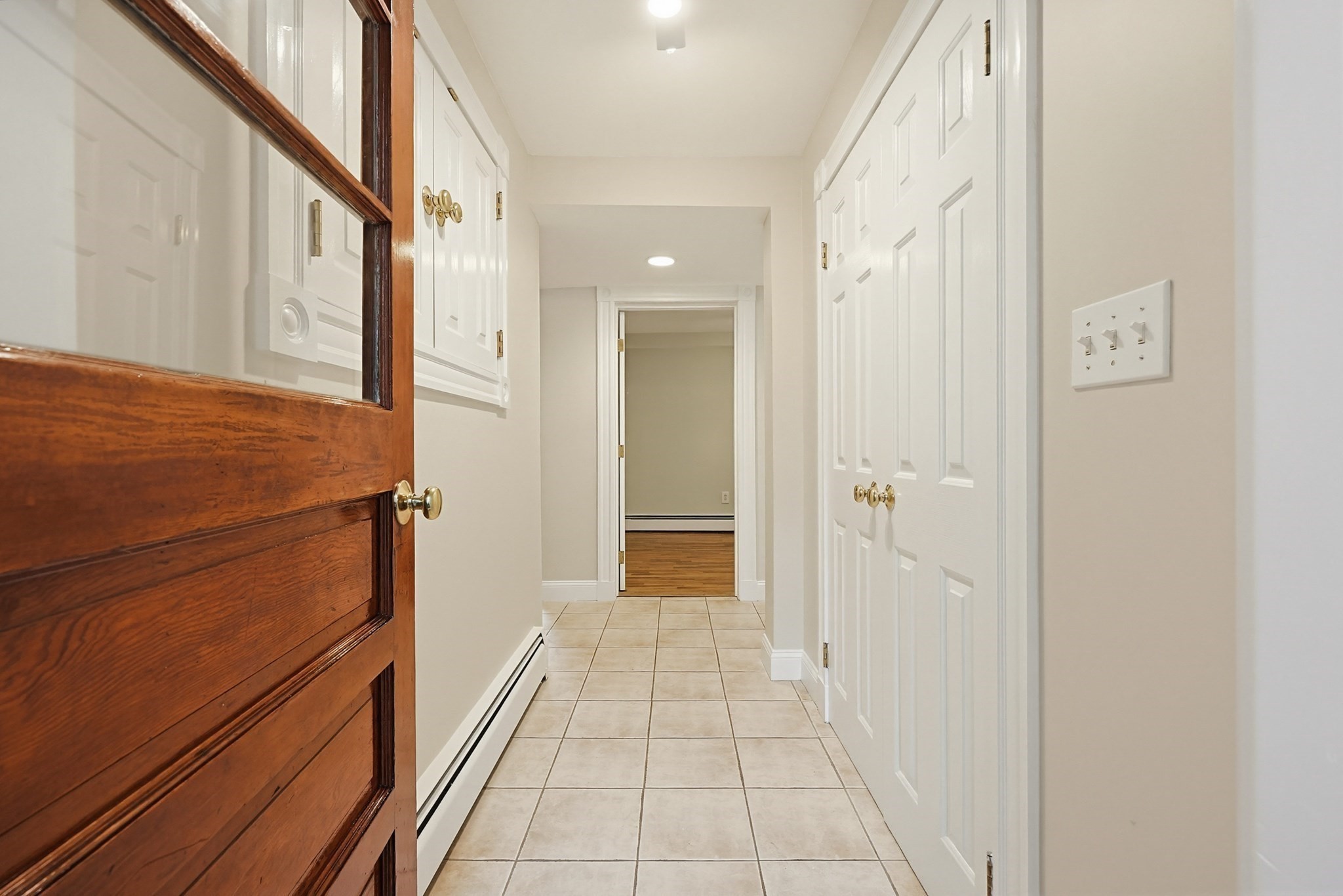 30 Cushing St # B Property Photo 2