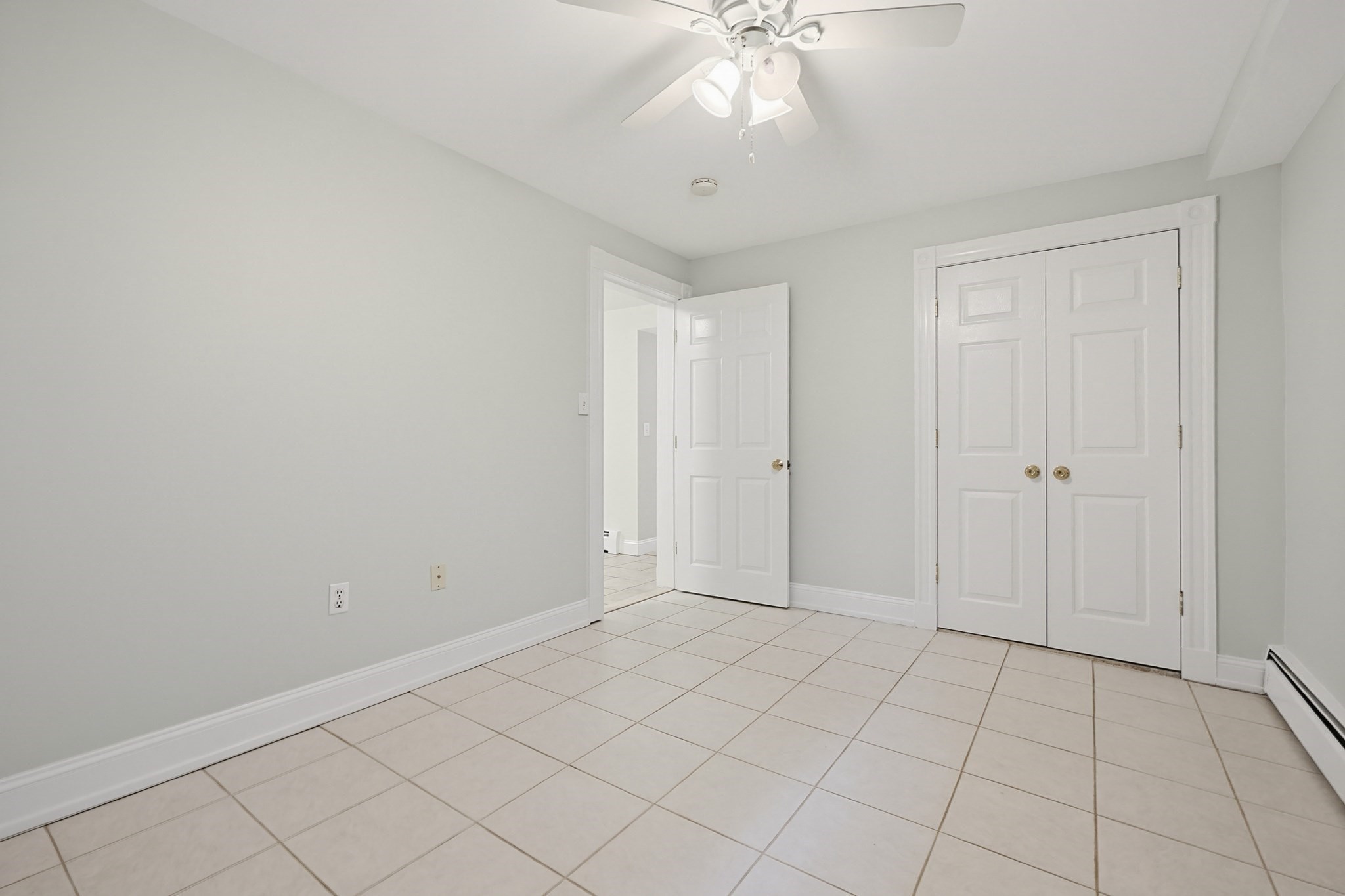 30 Cushing St # B Property Photo 16