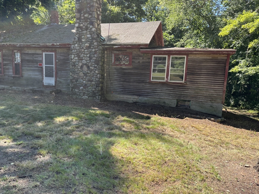155 Concord St Property Photo 1