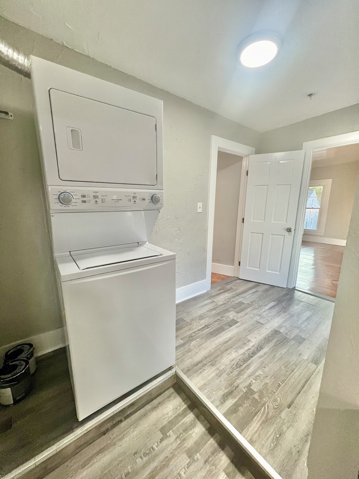 10 Ames Pl # 2 Property Photo 6