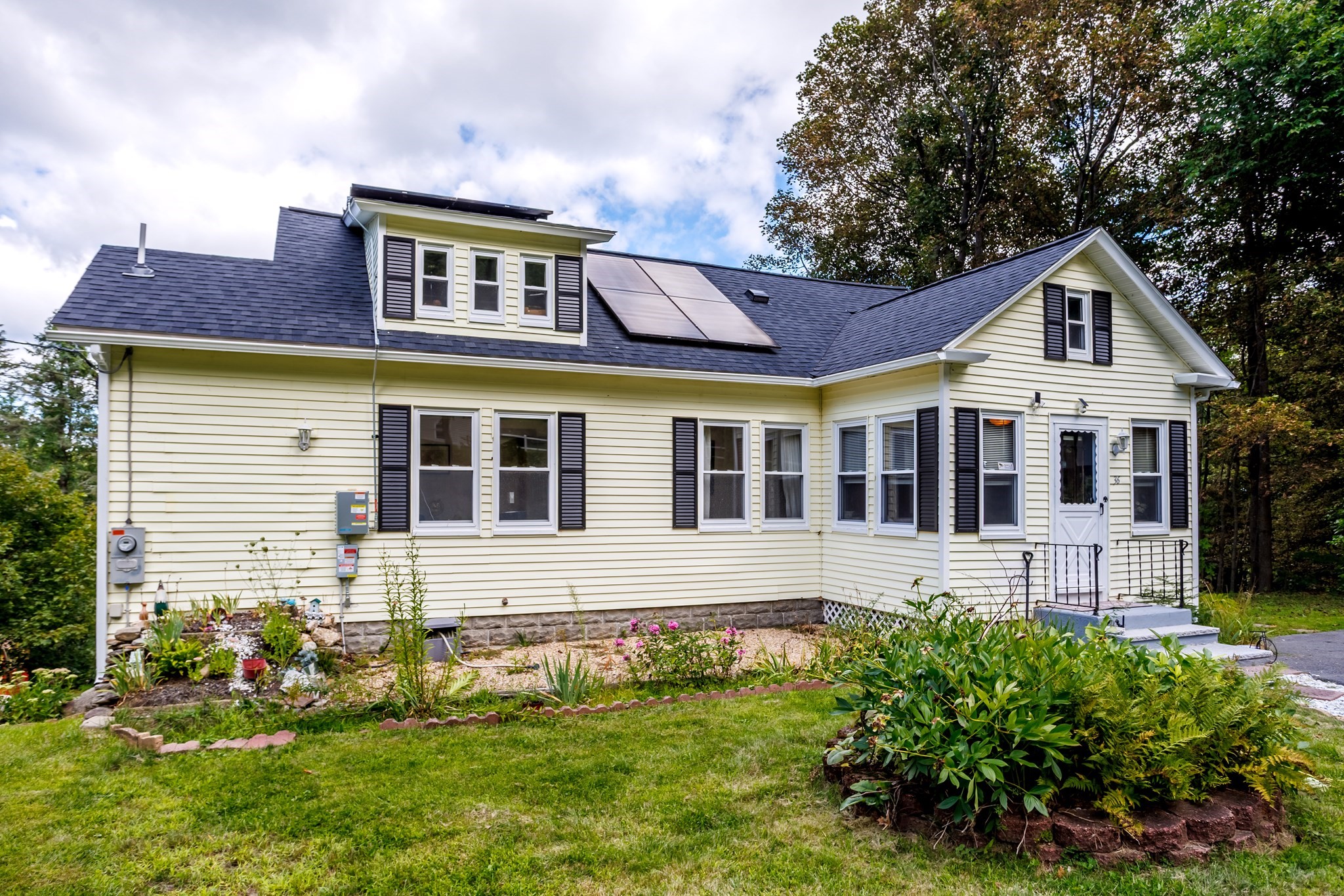 36 Leominster Street Property Photo 2