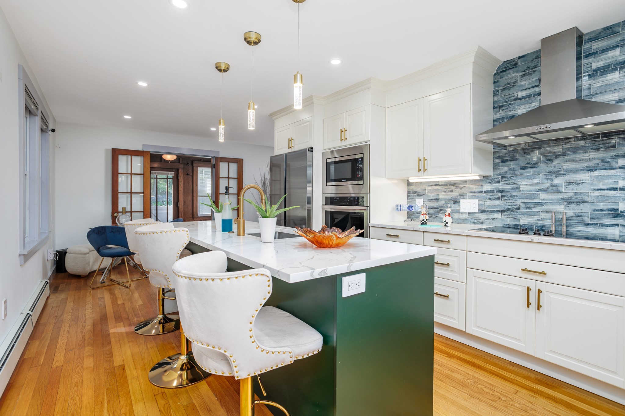 36 Leominster Street Property Photo 5