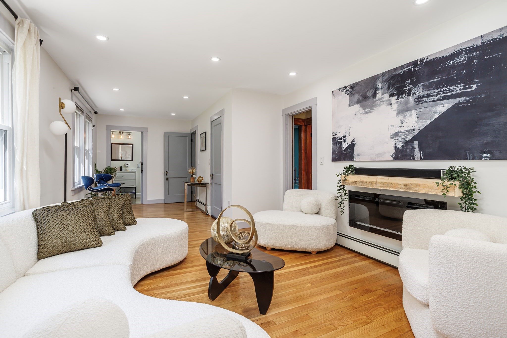 36 Leominster Street Property Photo 14