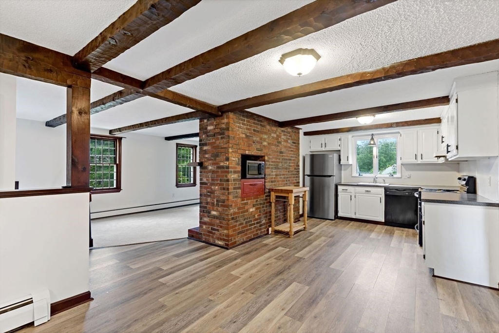 17 West Pond Road Property Photo 4