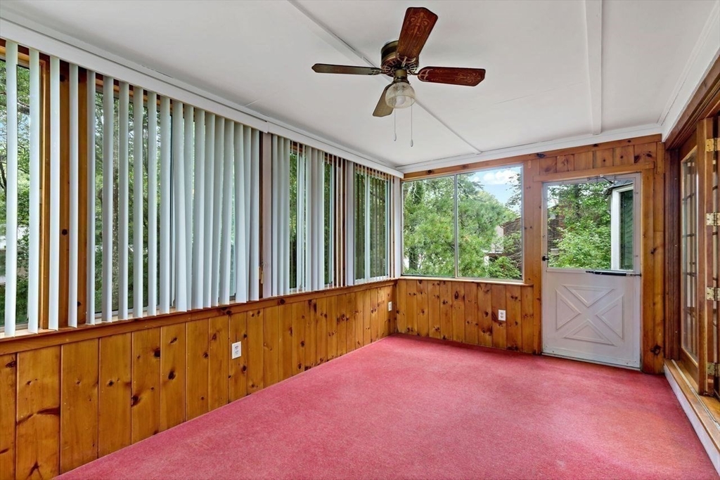 17 West Pond Road Property Photo 10