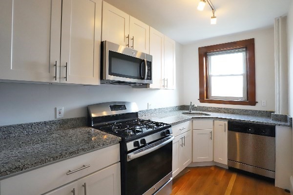 257 Washington St # 11 Property Photo 2