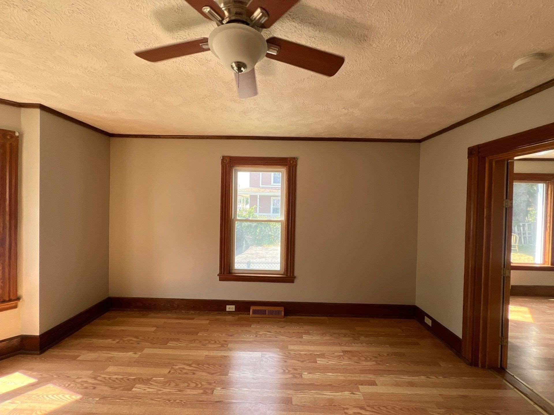 35 Third Property Photo 5