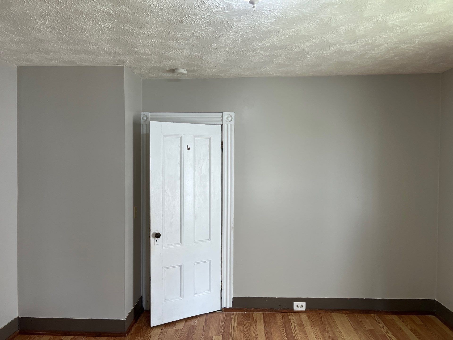 35 Third Property Photo 25
