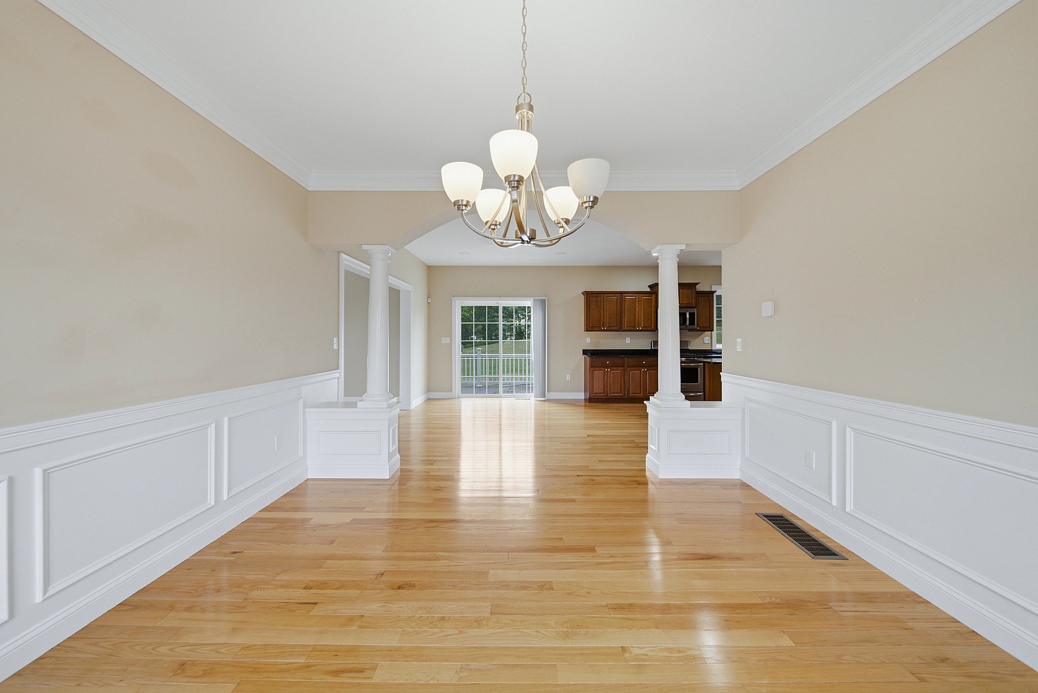 52 Regency Dr Property Photo 14