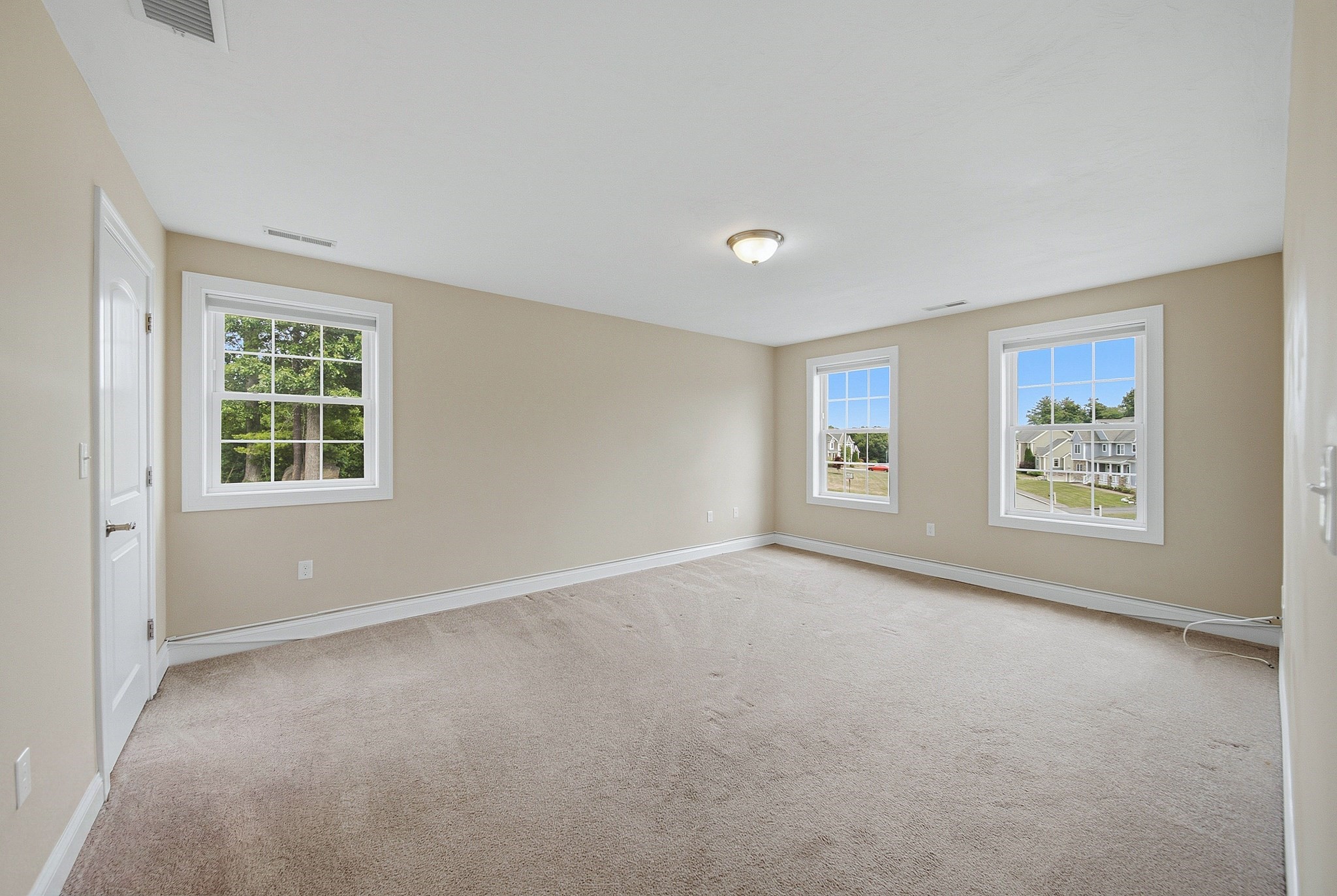 52 Regency Dr Property Photo 20
