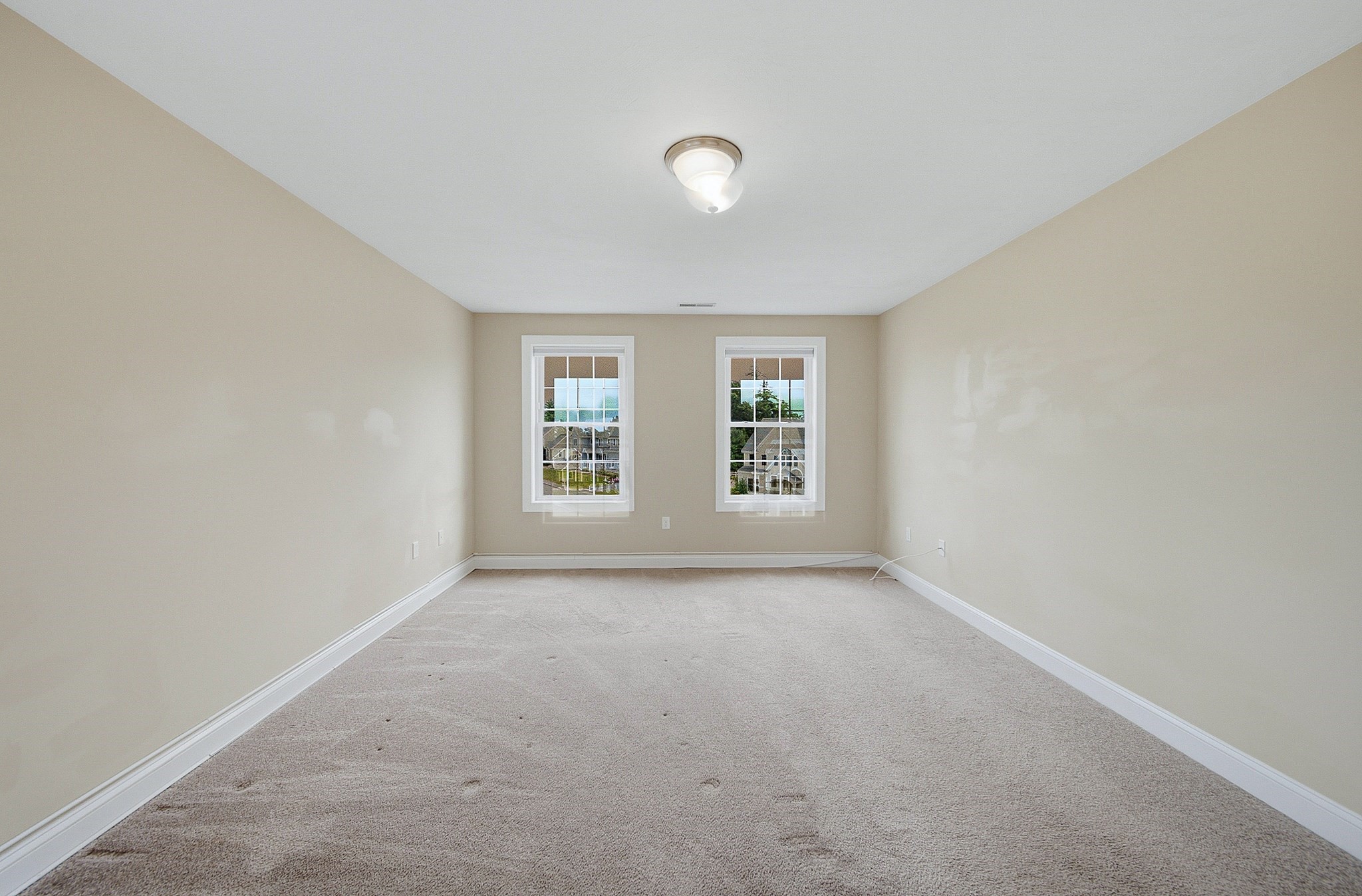 52 Regency Dr Property Photo 21