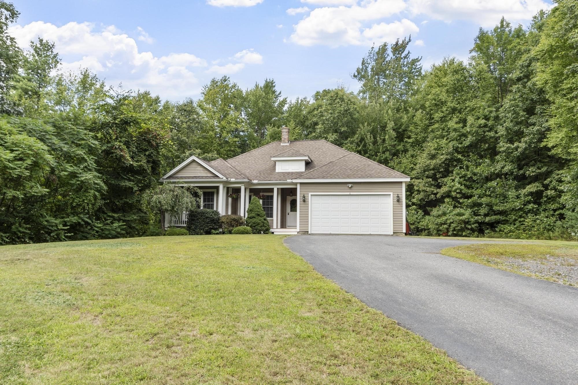 6 Pheasant Hill Ln Property Photo 2