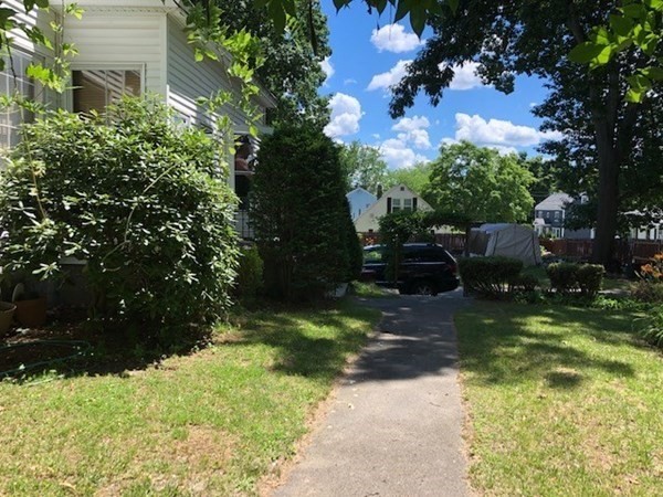 320 Varnum Avenue Property Photo 11