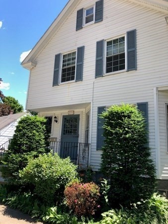 320 Varnum Avenue Property Photo 12