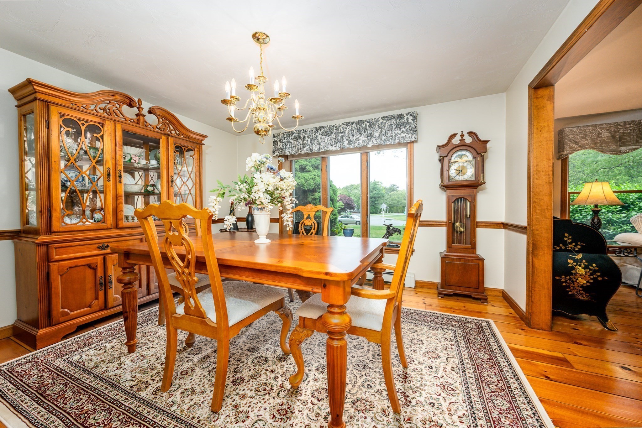 19 Elmcroft Way Property Photo 8