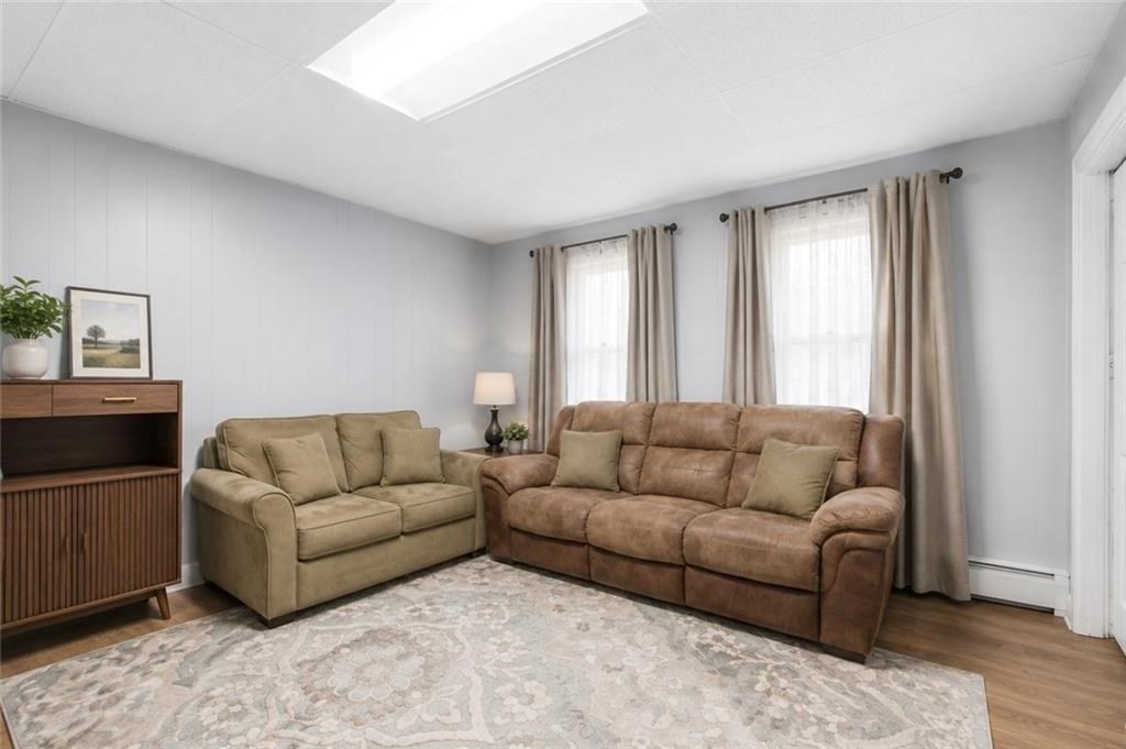 411 Rathbun Street Property Photo 4