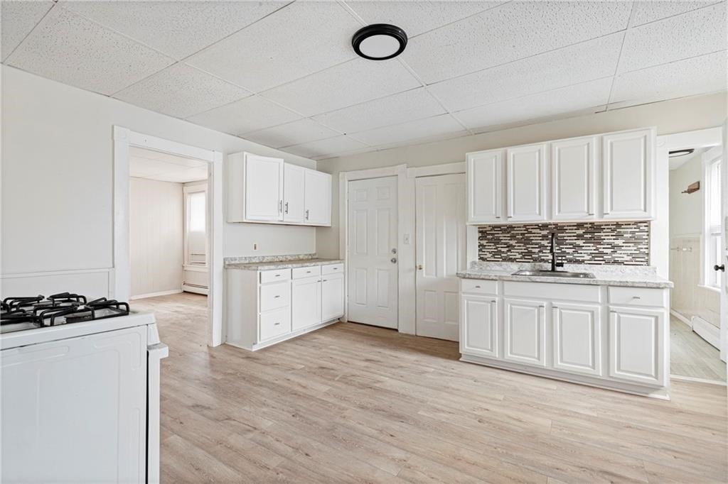 411 Rathbun Street Property Photo 23