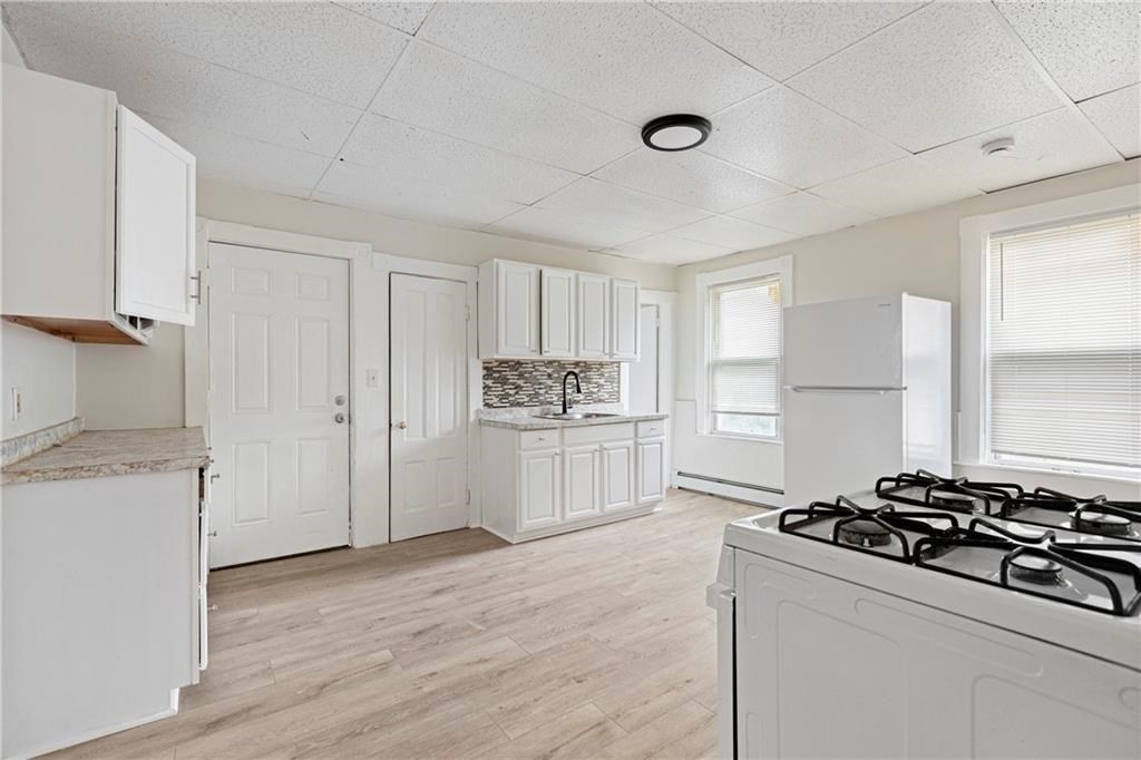 411 Rathbun Street Property Photo 24