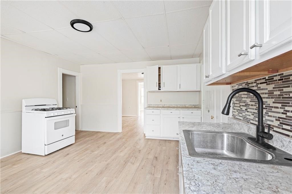 411 Rathbun Street Property Photo 31
