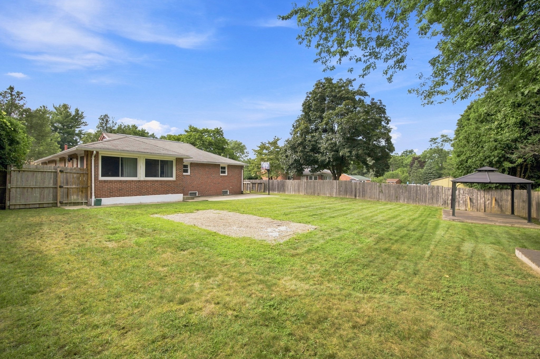 63 Martel Rd Property Photo 6