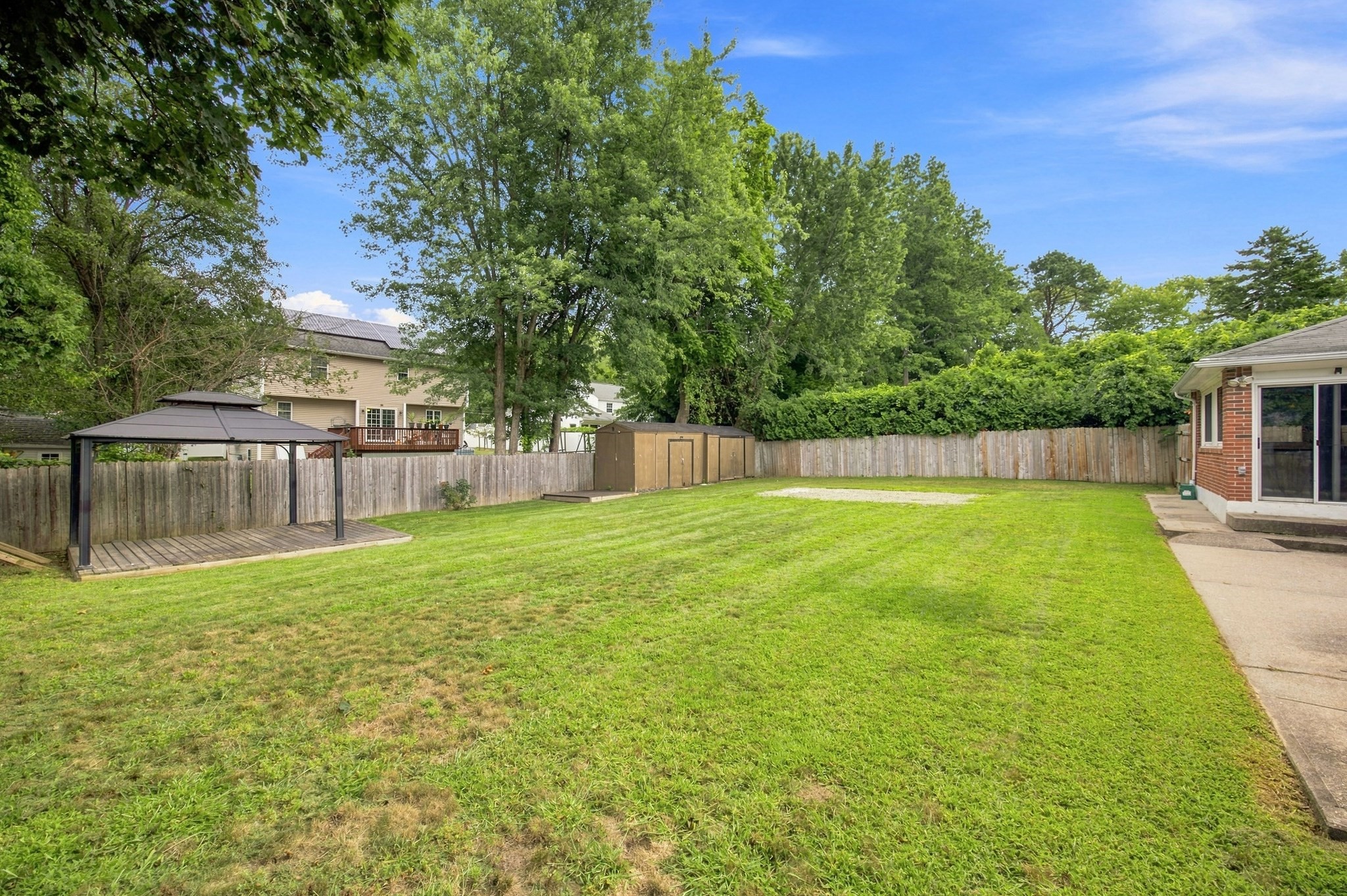 63 Martel Rd Property Photo 10