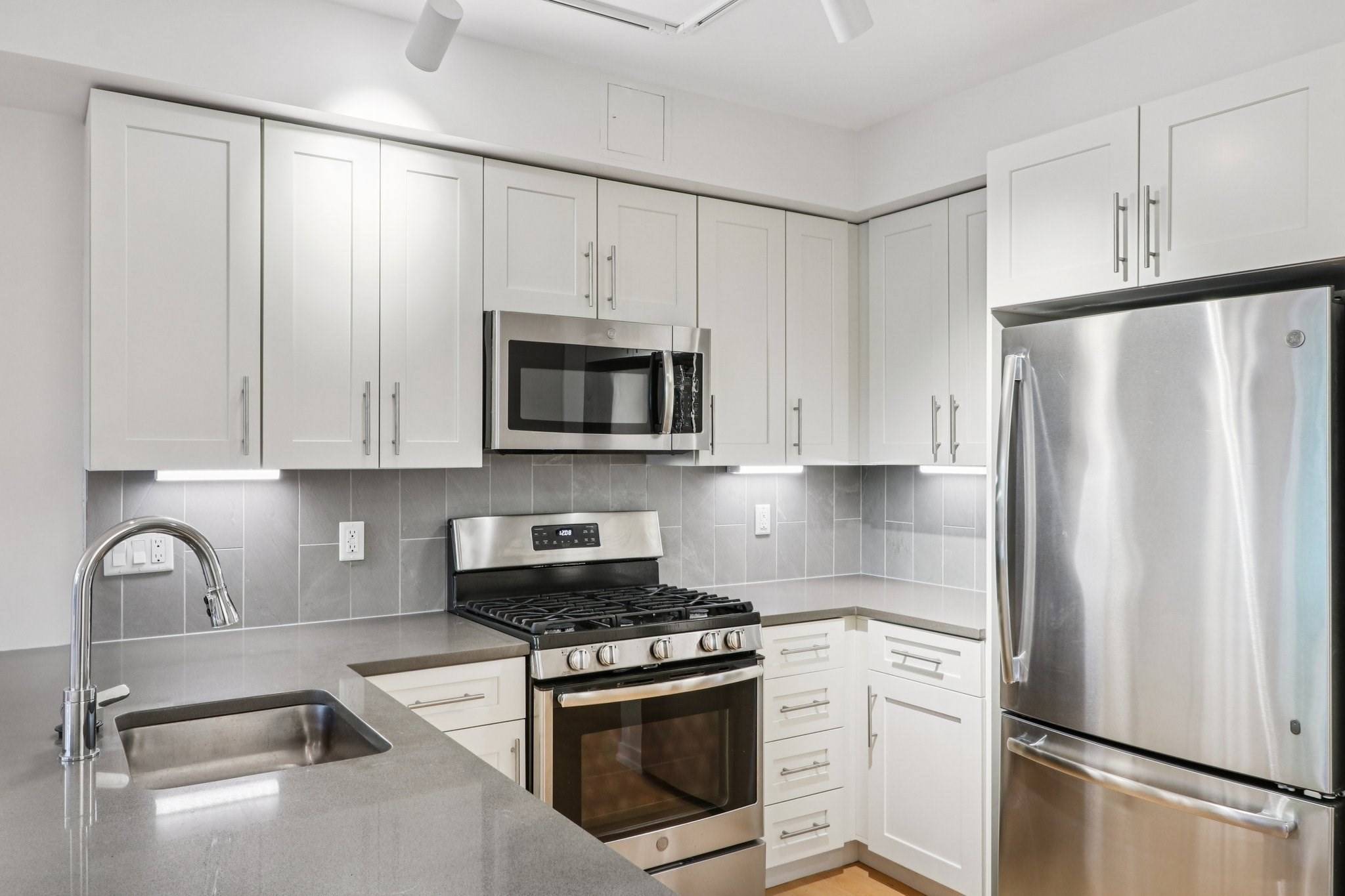 77 New # 116 Property Photo 1