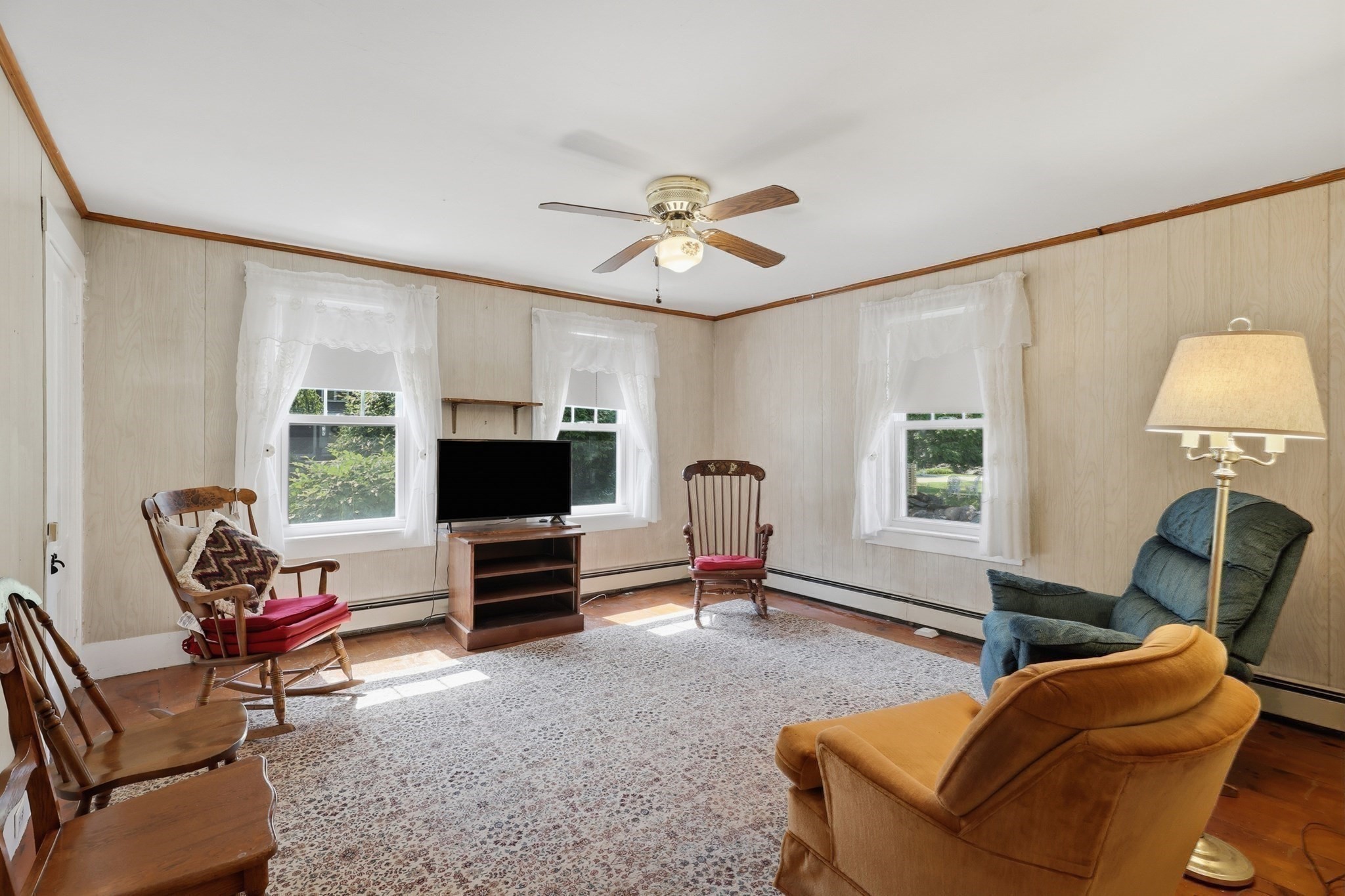 40 Boylston Circle Property Photo 6
