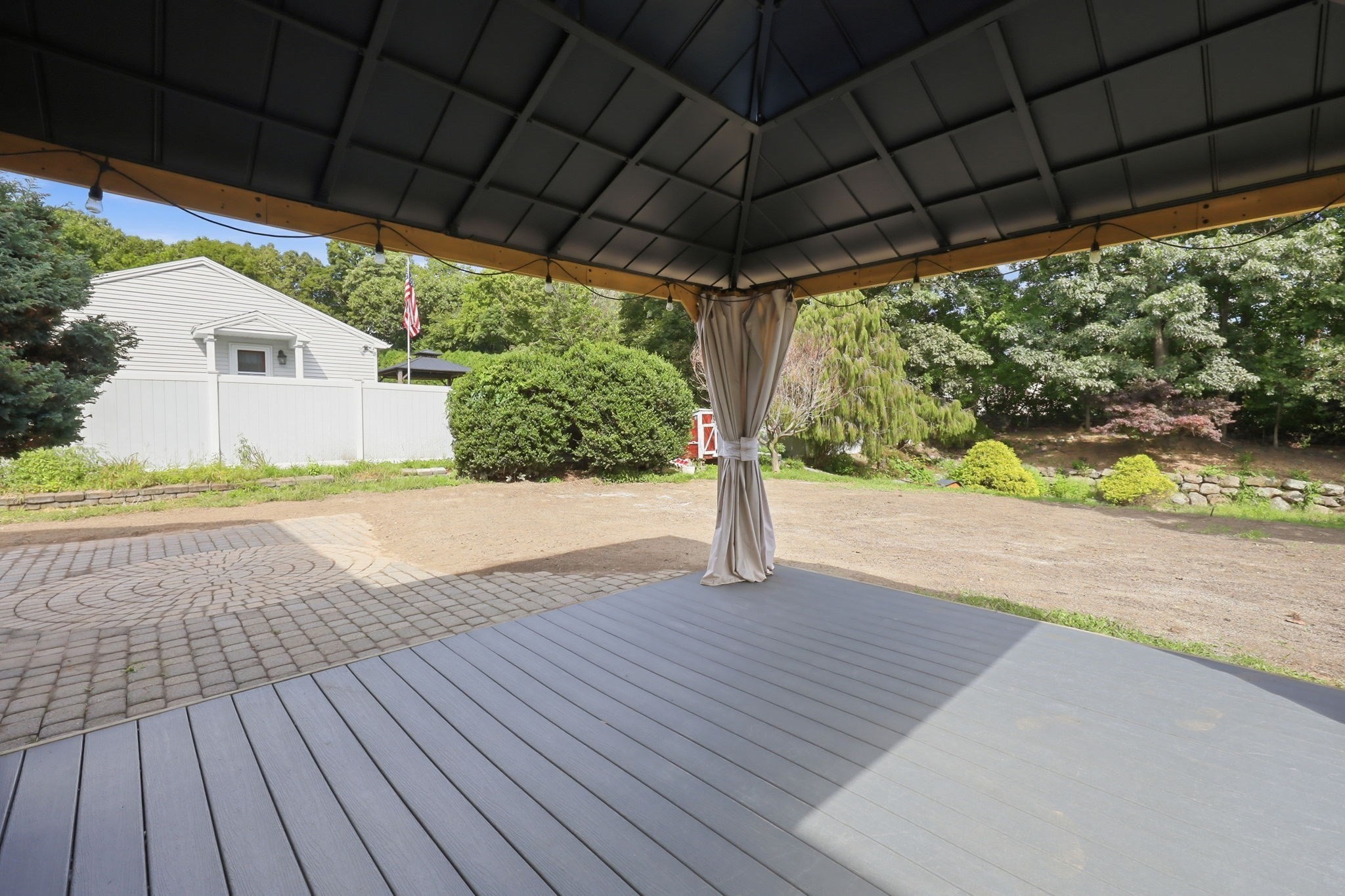 5 Timber Ln Property Photo 9