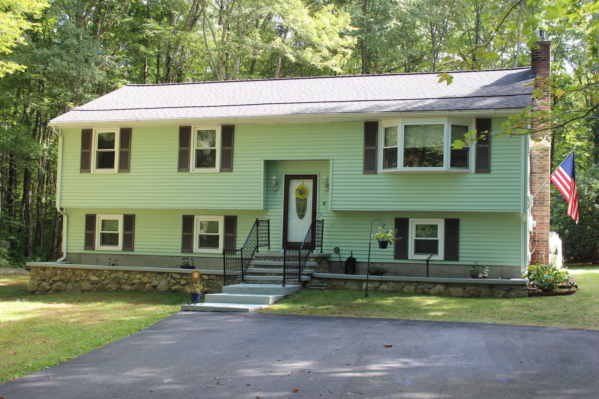 16 Wallum Lake Rd Property Photo 1