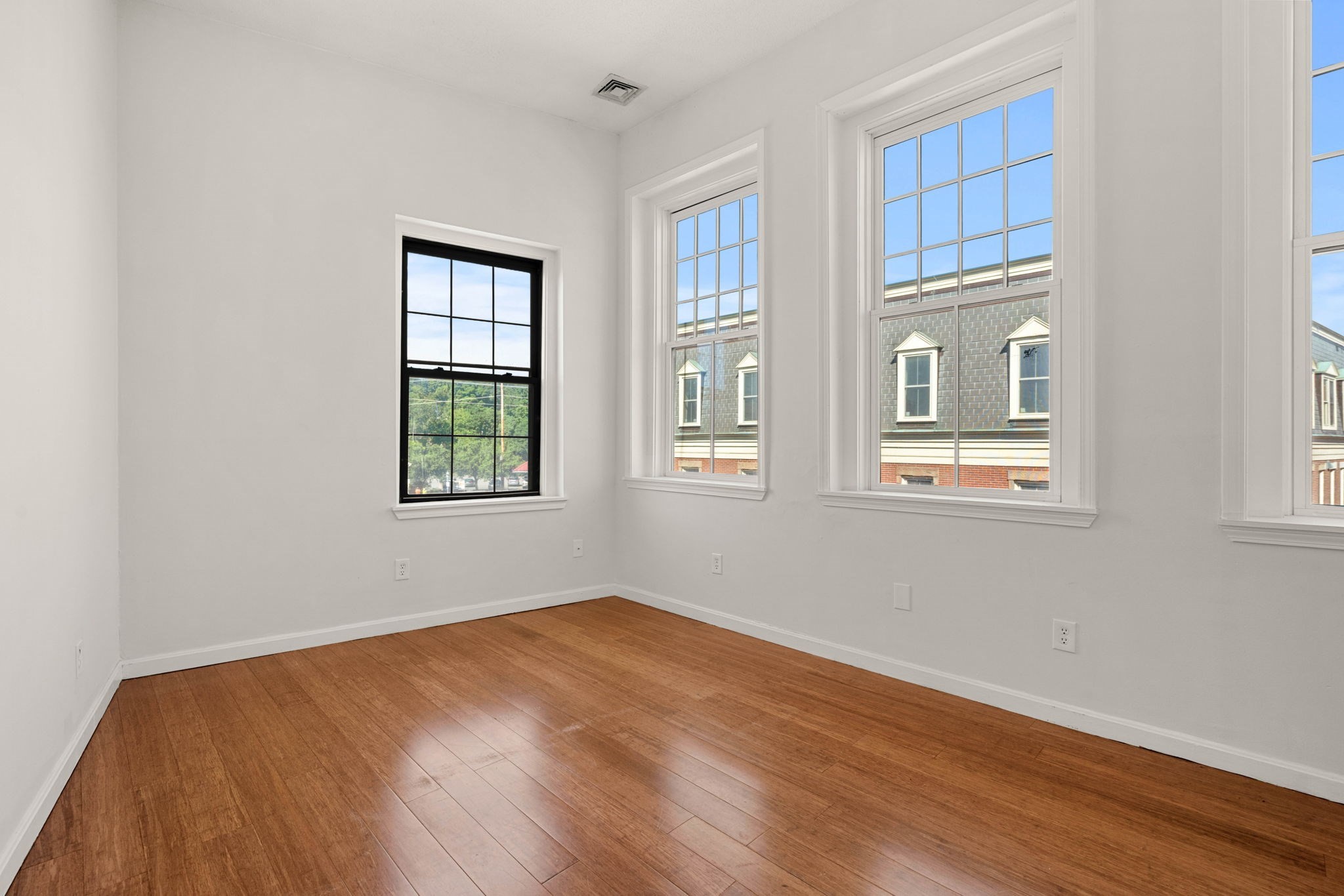 62 Wingate Street Property Photo 3