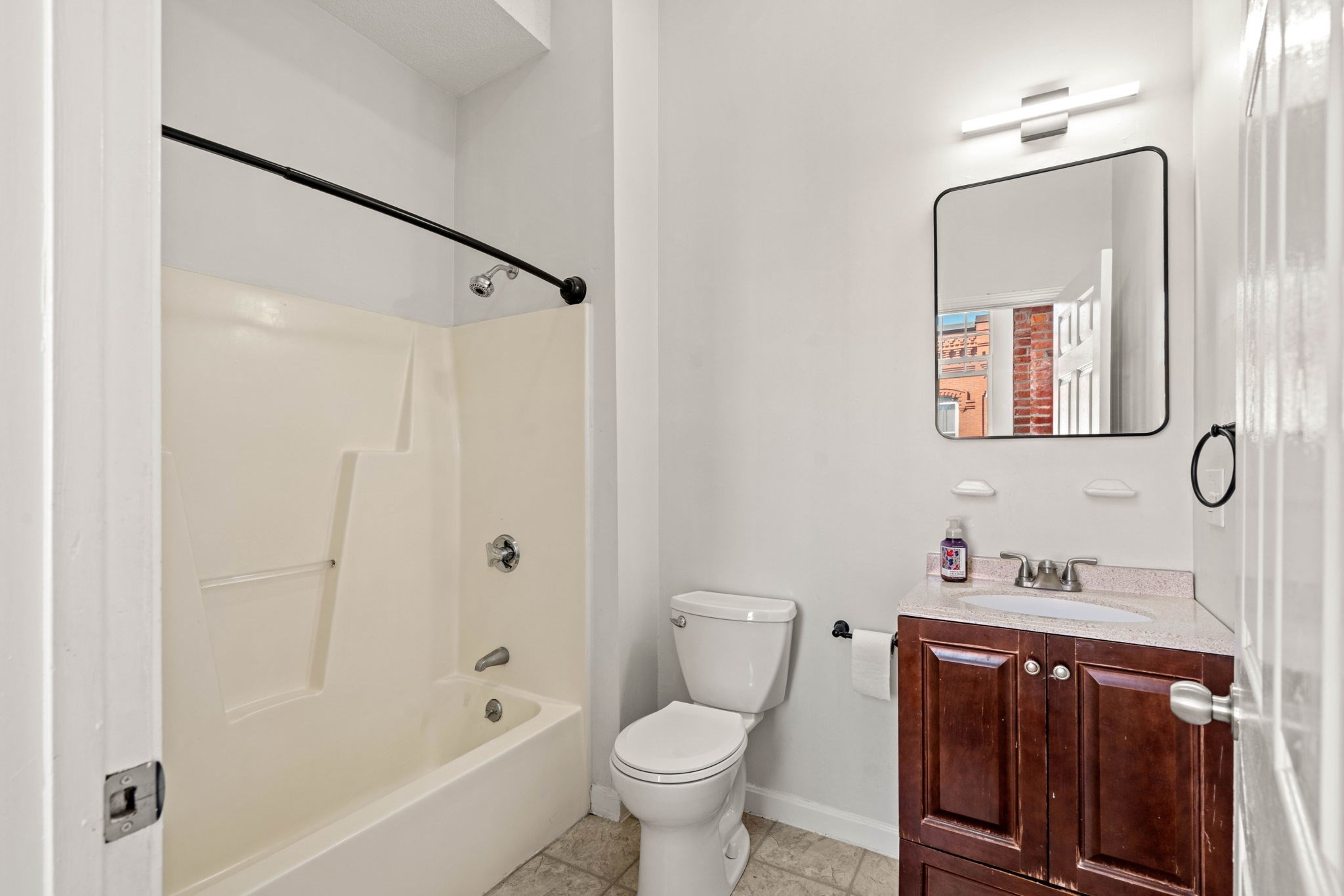 62 Wingate Street Property Photo 4