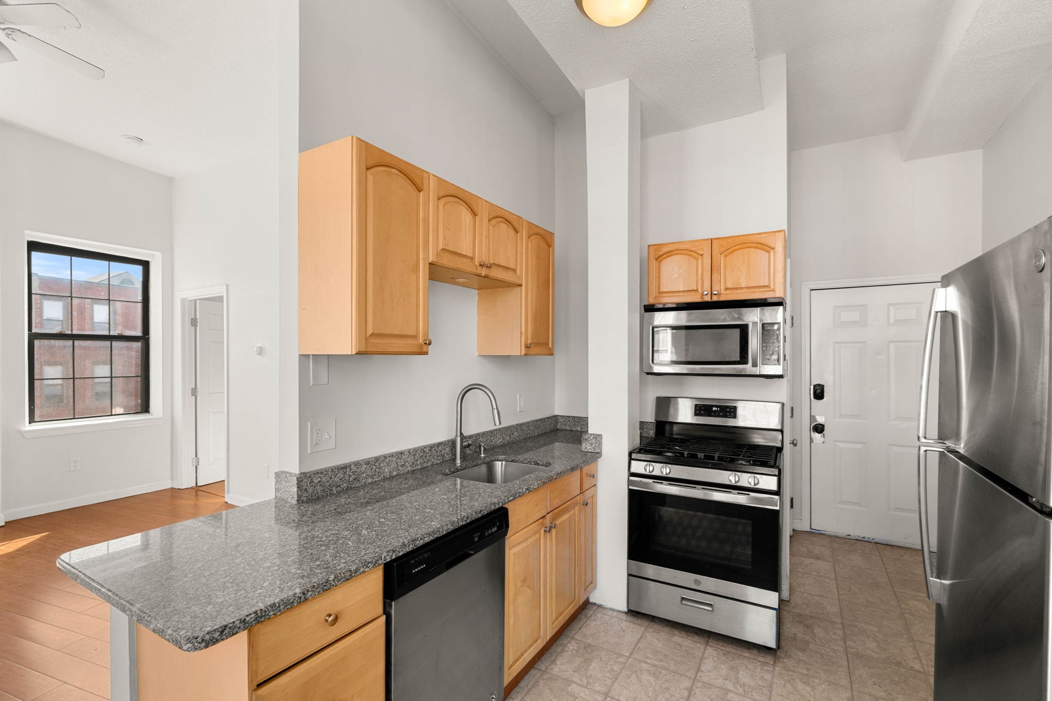 62 Wingate Street Property Photo 5