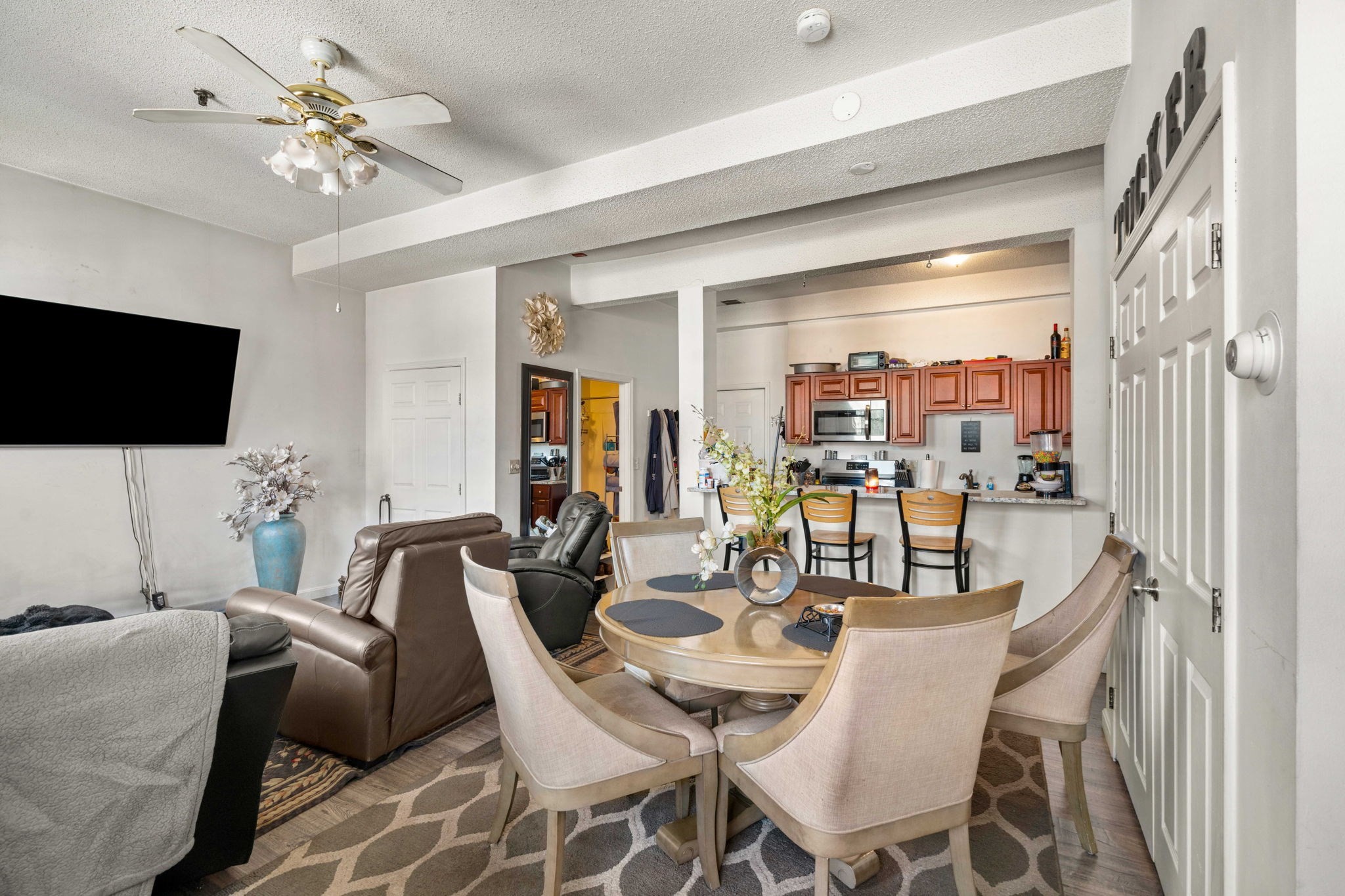 62 Wingate Street Property Photo 6
