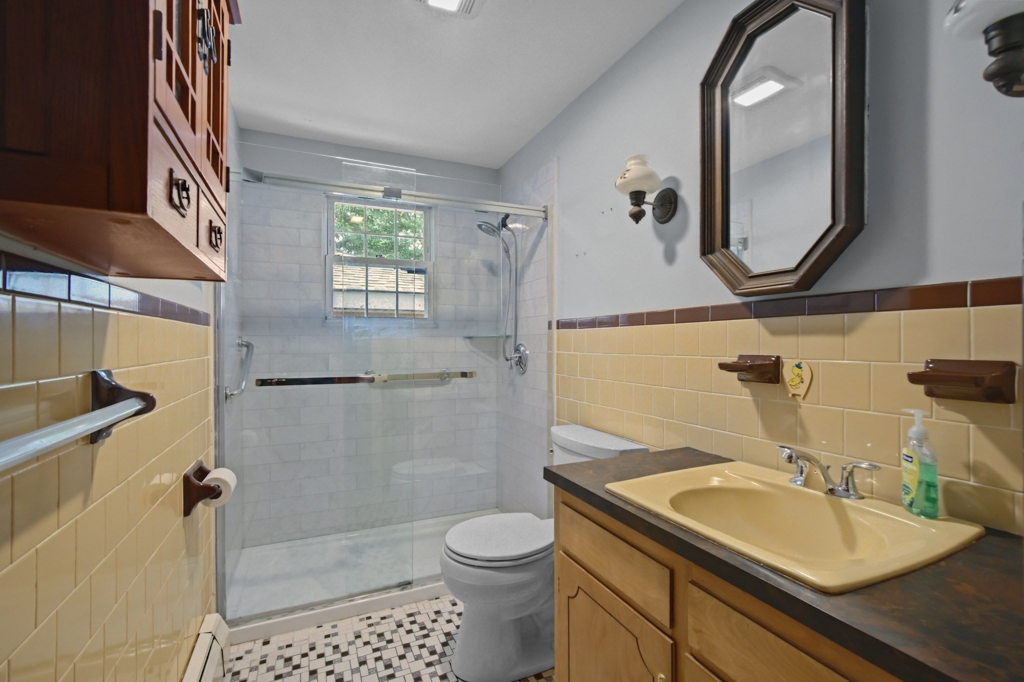 127 Kenmar Dr Property Photo 11